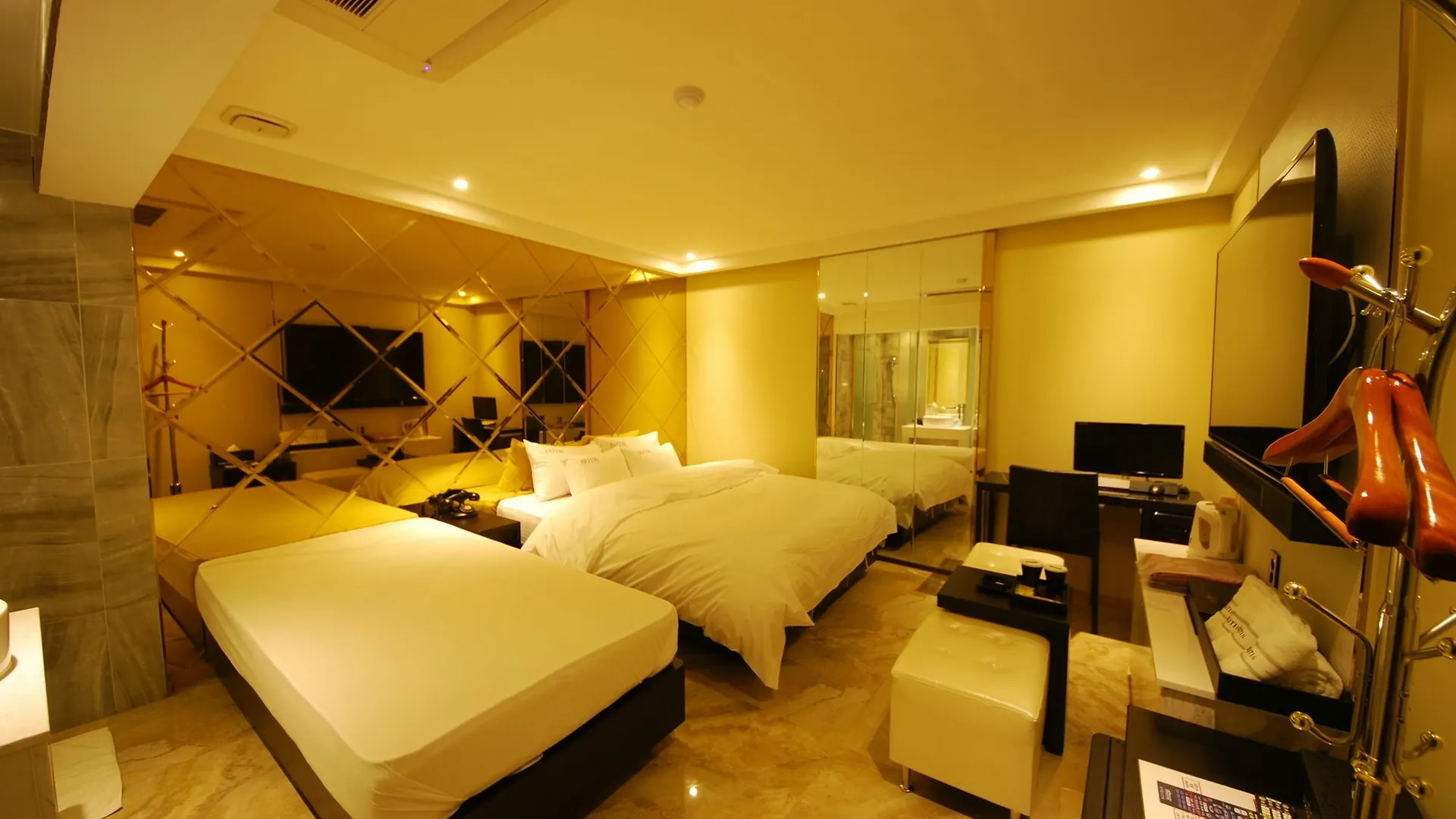 Hotel Buti & Bucheon